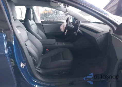 2024 Tesla Model 3 Long Range Dual Motor All-Wheel Drive/Rear-Wheel Drive from USA, damaged, VIN 5YJ3E1EA4RF815953